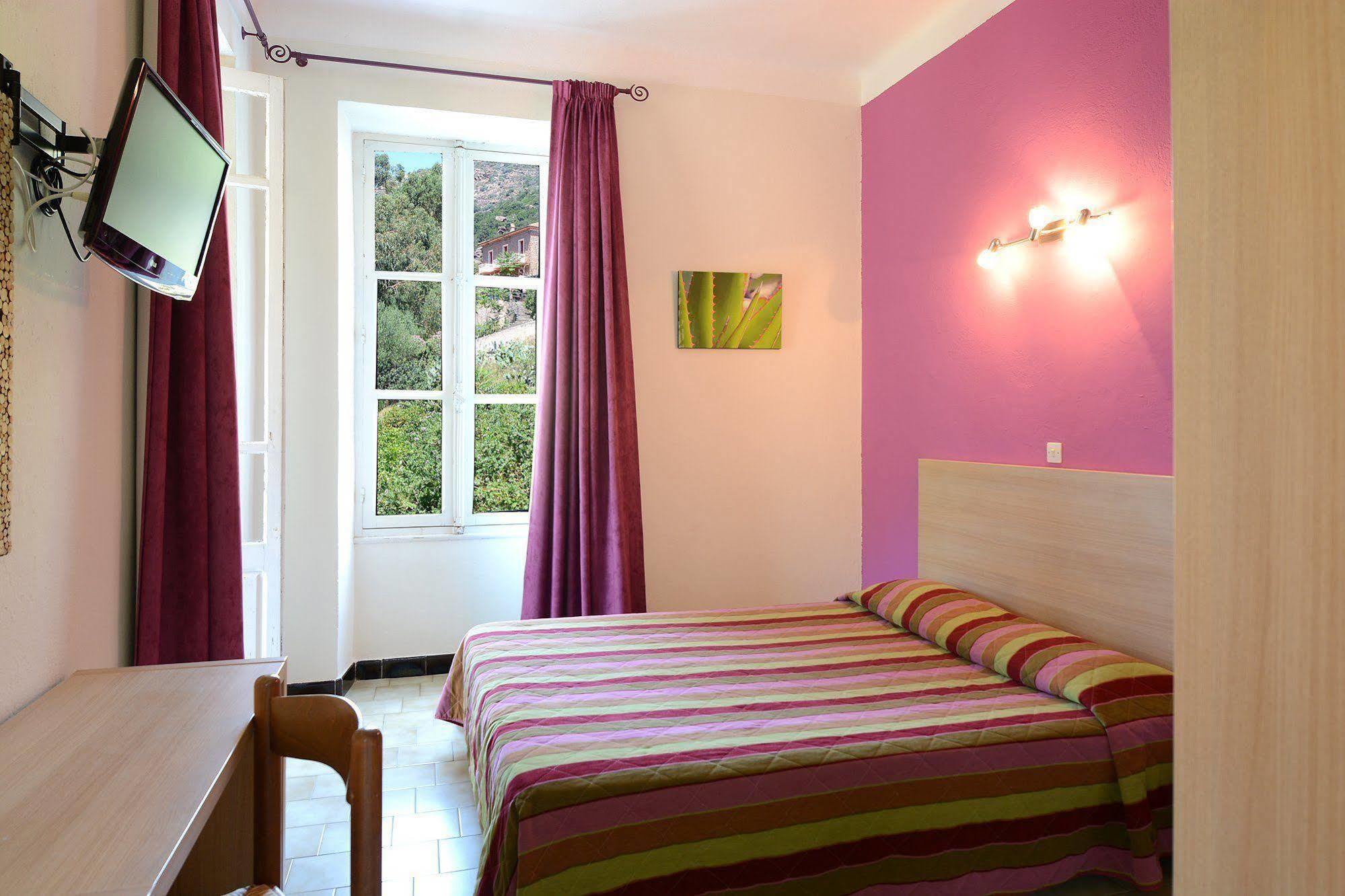 Hotel Colombo- Porto Corse Buitenkant foto